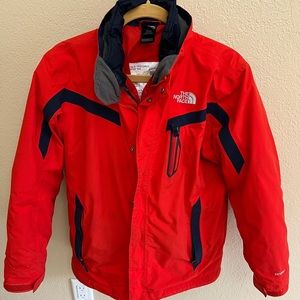 The North Face Tri-Climate jacket Boys XL/18-20 Red
